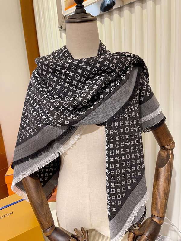 Louis Vuitton Scarf LVC00543 Louis Vuitton Scarf LVC00543